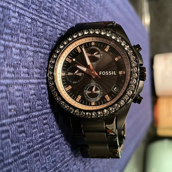 Fossil Watch - Picture 1 of 4